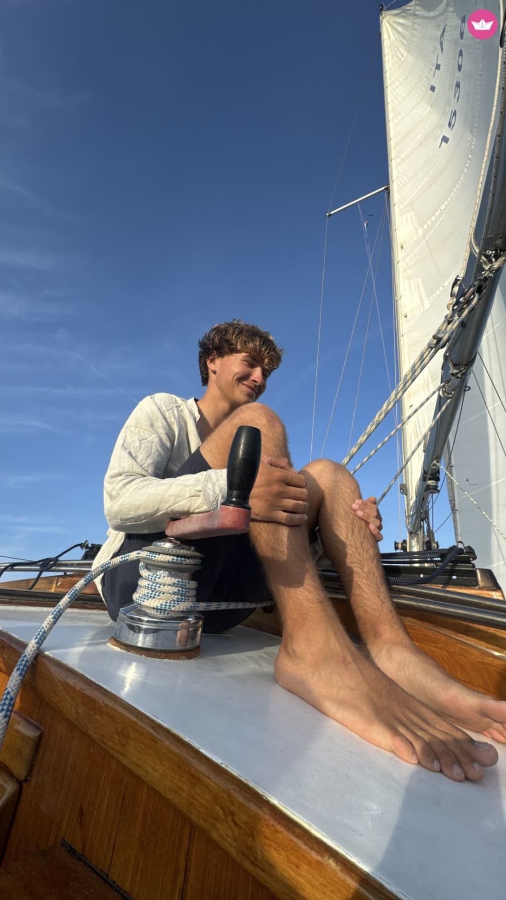 Middag, övernattning och frukost i en hemlig vik med paddelsurfing