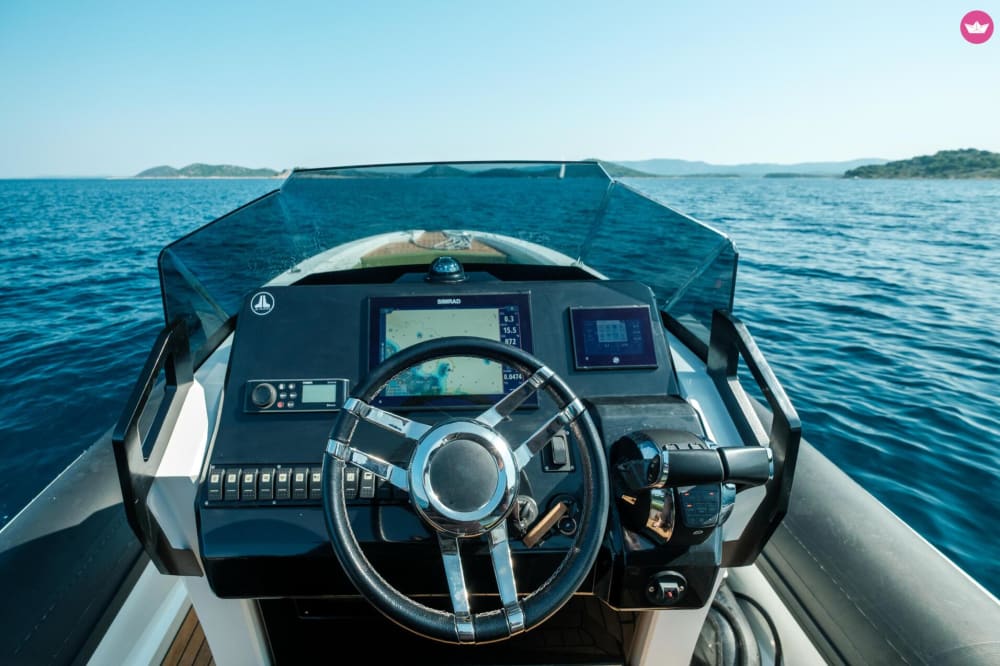 Luxury Transfer Murter–Pag by SuperRib30 (700HP)