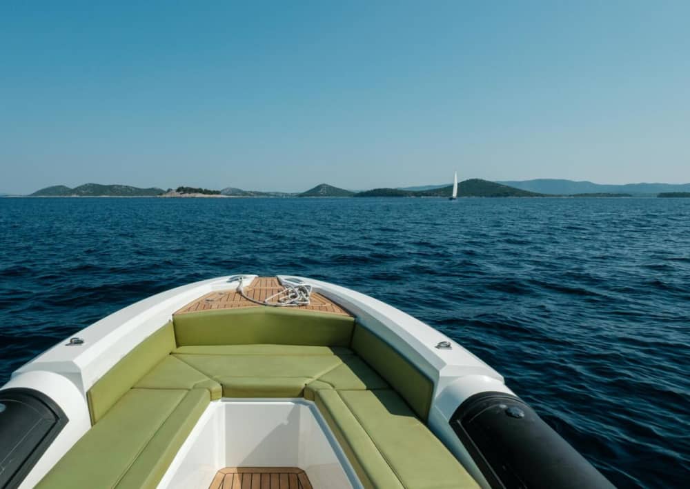 Luxury Transfer Murter–Pag by SuperRib30 (700HP)