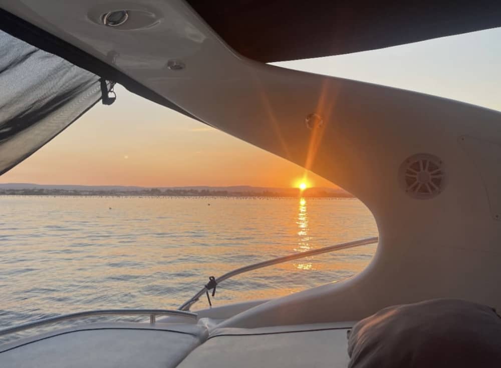 Magia al Tramonto….Aperitivo pomeridiano nell’incantevole scenario del Castello Maniace a Ortigia!