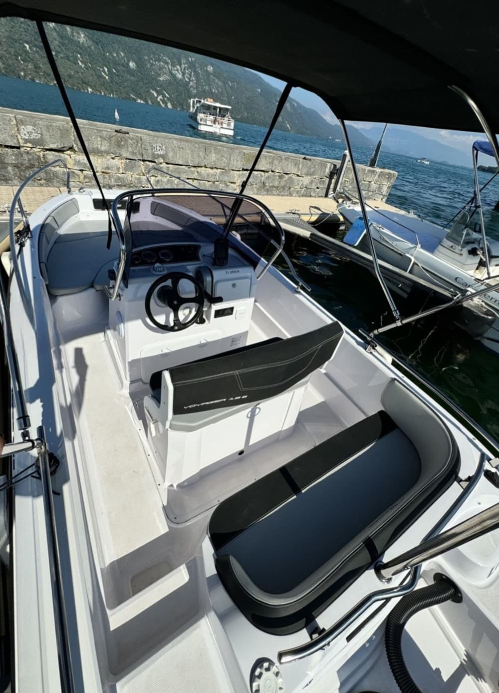 Profitez de 9h de balade en bateau à moteur à Fréjus