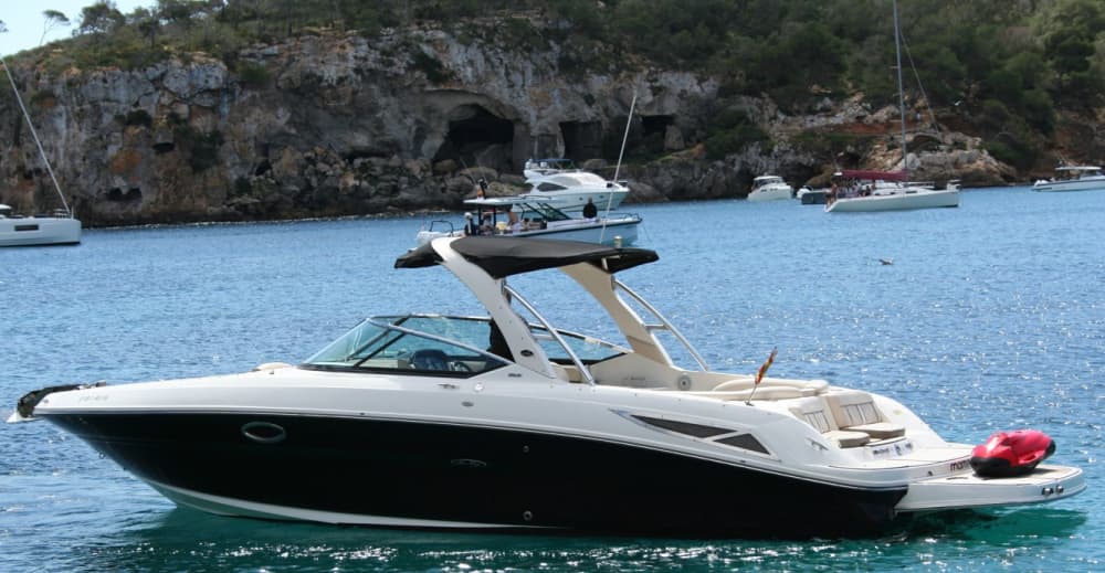 Escapadă ușoară în Palma de Mallorca: O excursie cu barca de 3 ore și 30 de minute cu motorul