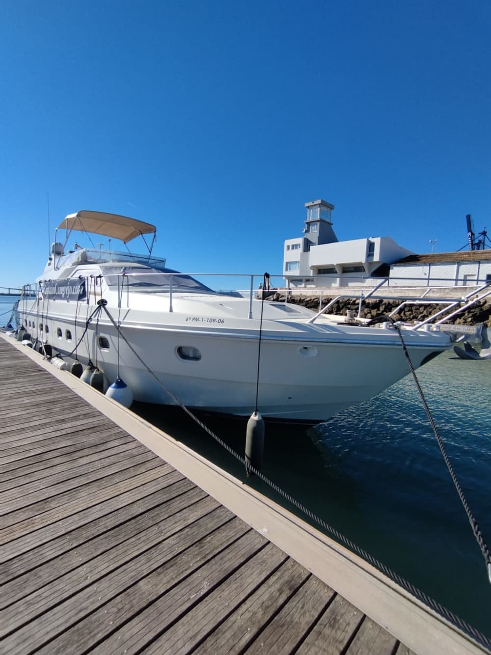 Private boat trip around Cadiz