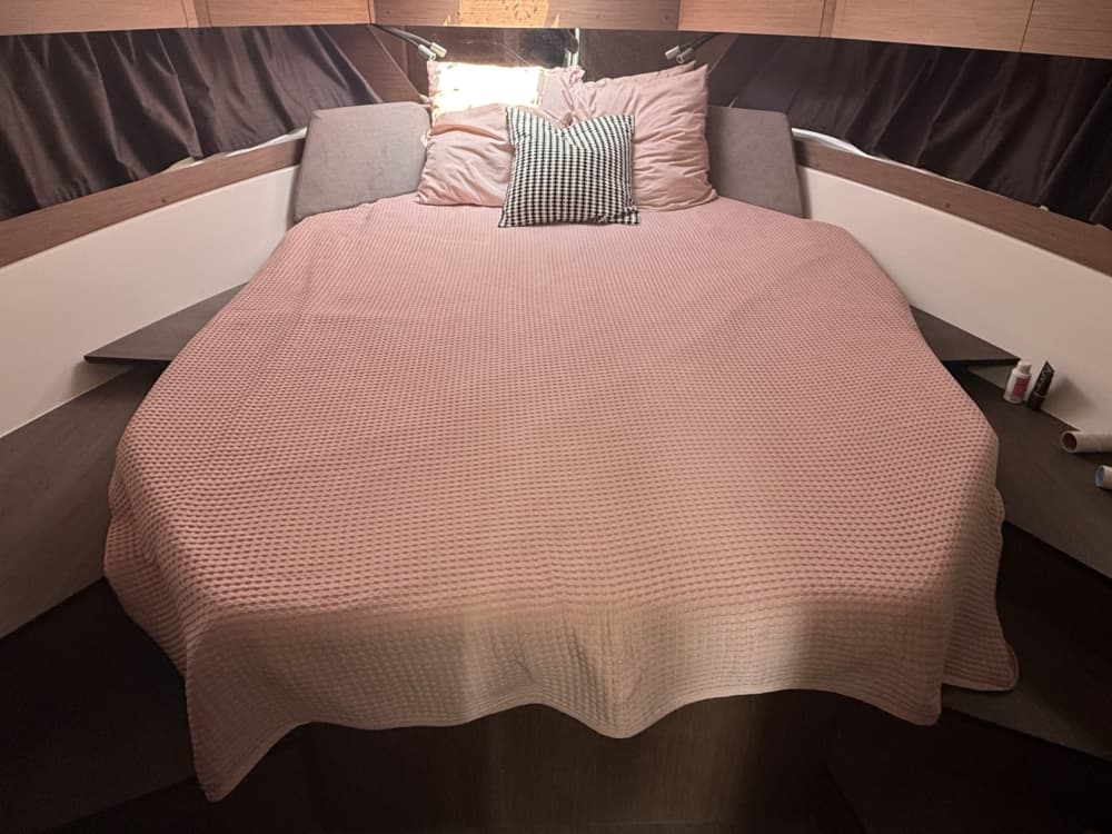 Goditi 4 ore di sole su un motoscafo a Tolone.