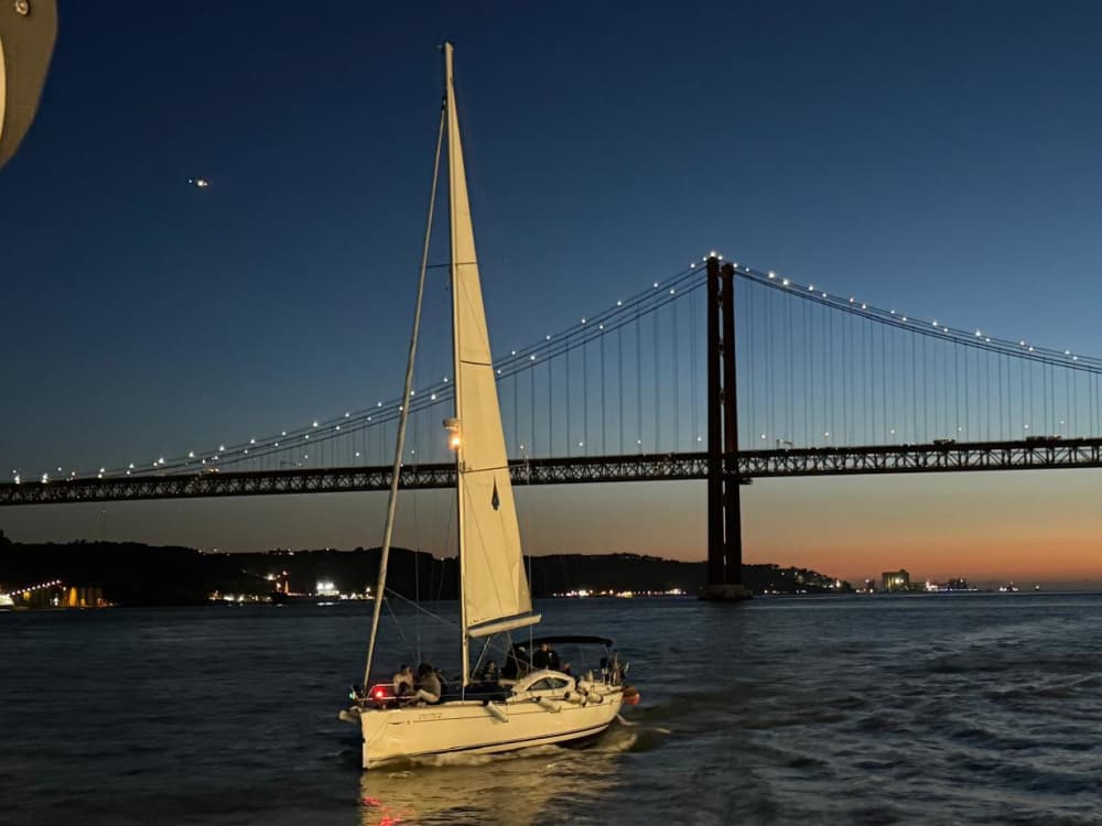 Explorez les toits de Lisbonne – Aventure fluviale de 2 heures