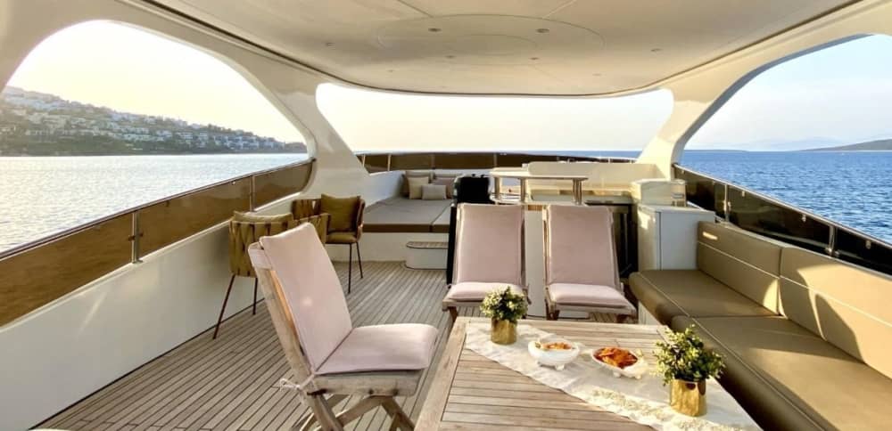 Célébrez avec style : événements sur mesure en yacht de luxe à Bodrum