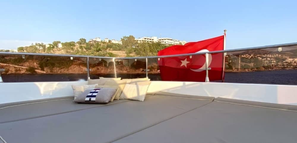 Célébrez avec style : événements sur mesure en yacht de luxe à Bodrum