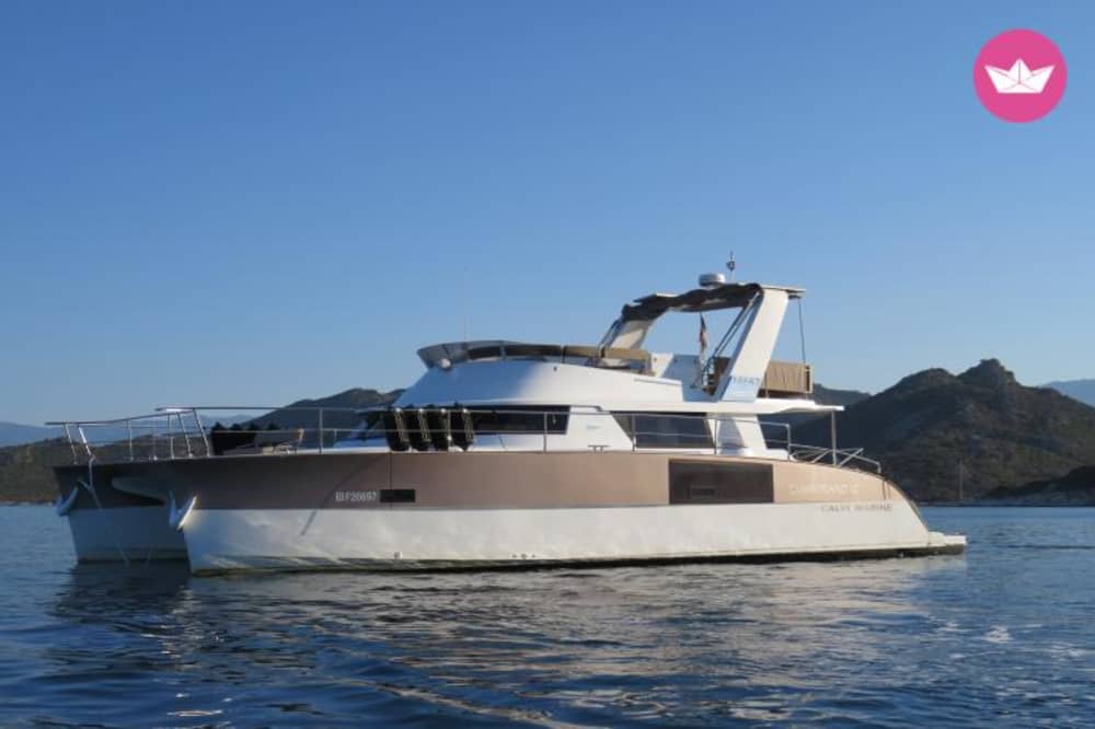 7-godzinny rejs luksusowym katamaranem motorowym w Lagos