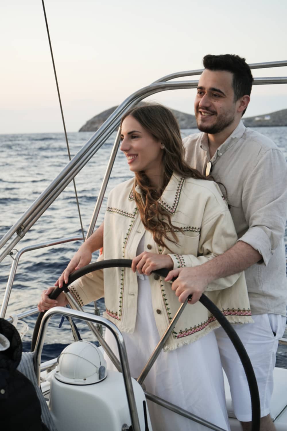 Golden Hour Escape: Sunset Sailing Experience to Dia Island