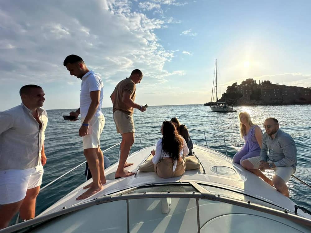 Beaux endroits Lagons et plages cachées : aventure en bateau de 4 heures à Budva