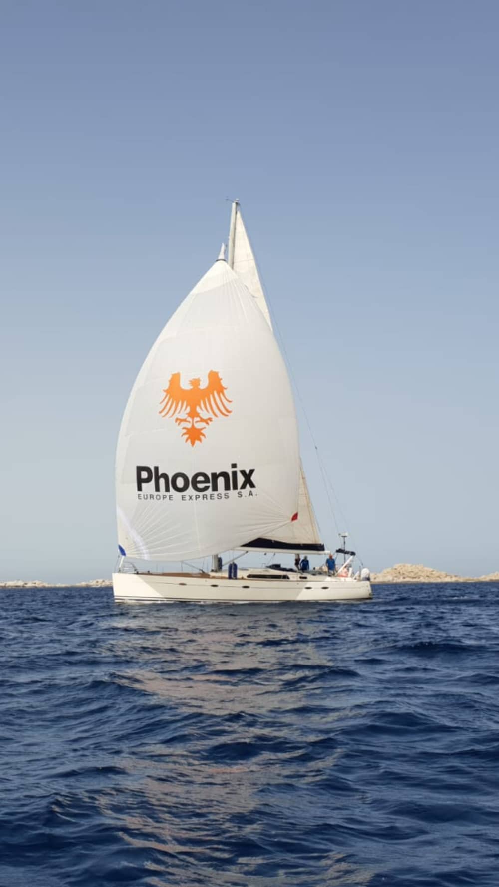 Esplora Bonifacio e goditi un'intera giornata di navigazione a bordo di una barca a vela.