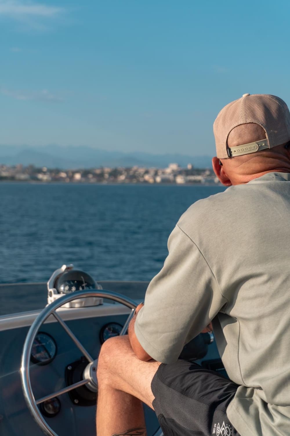 Heading for the Côte d’Azur: luxury, swimming and champagne on board