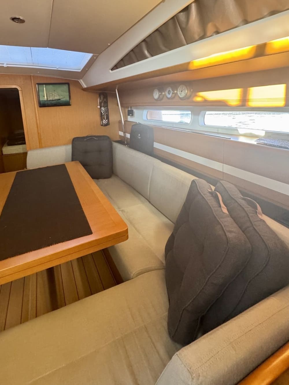 Ιδιωτική κρουαζιέρα μισής ημέρας στο Γαλάζιο Σπήλαιο και το Κολόσεπ