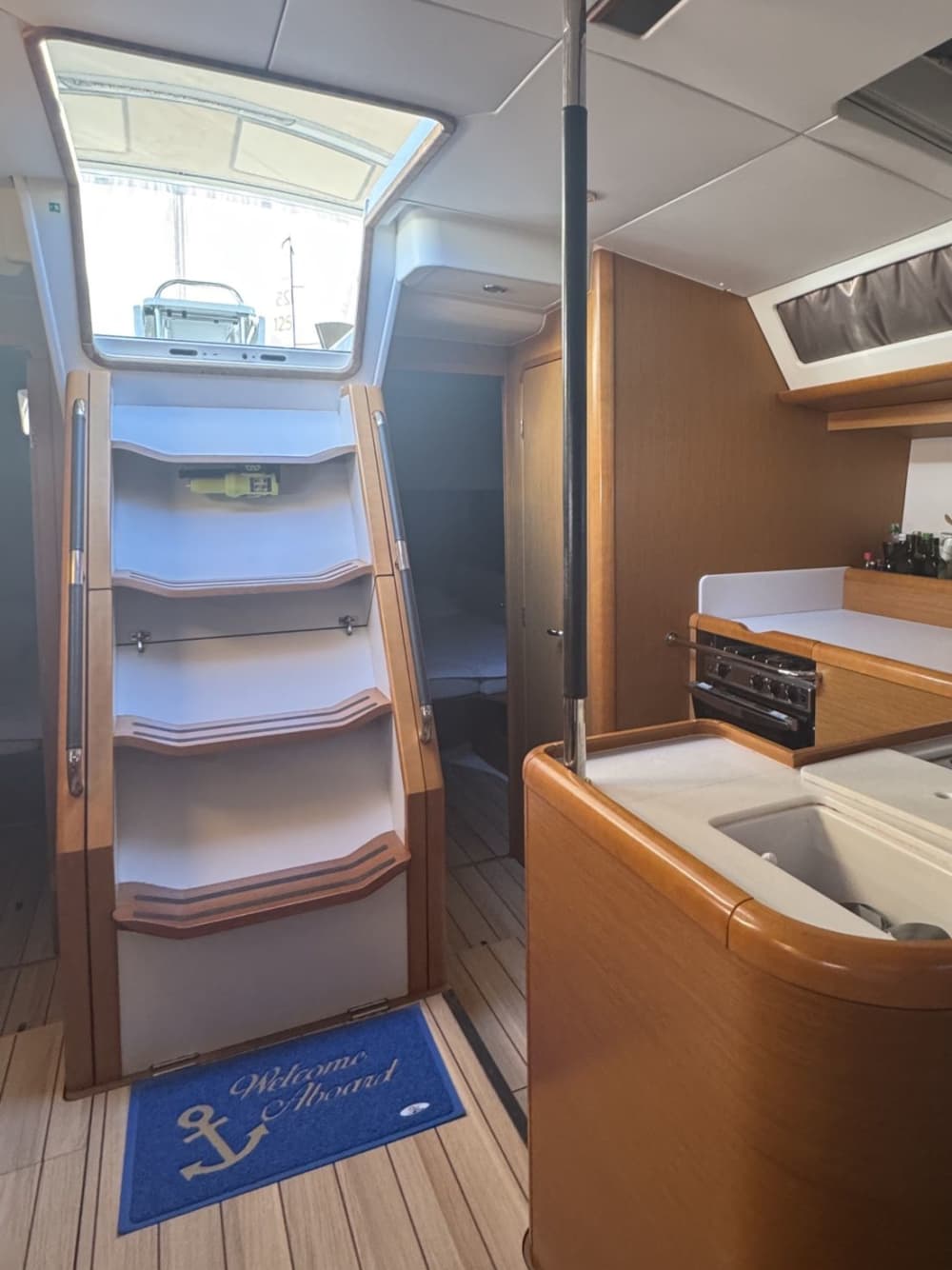 Ιδιωτική κρουαζιέρα μισής ημέρας στο Γαλάζιο Σπήλαιο και το Κολόσεπ