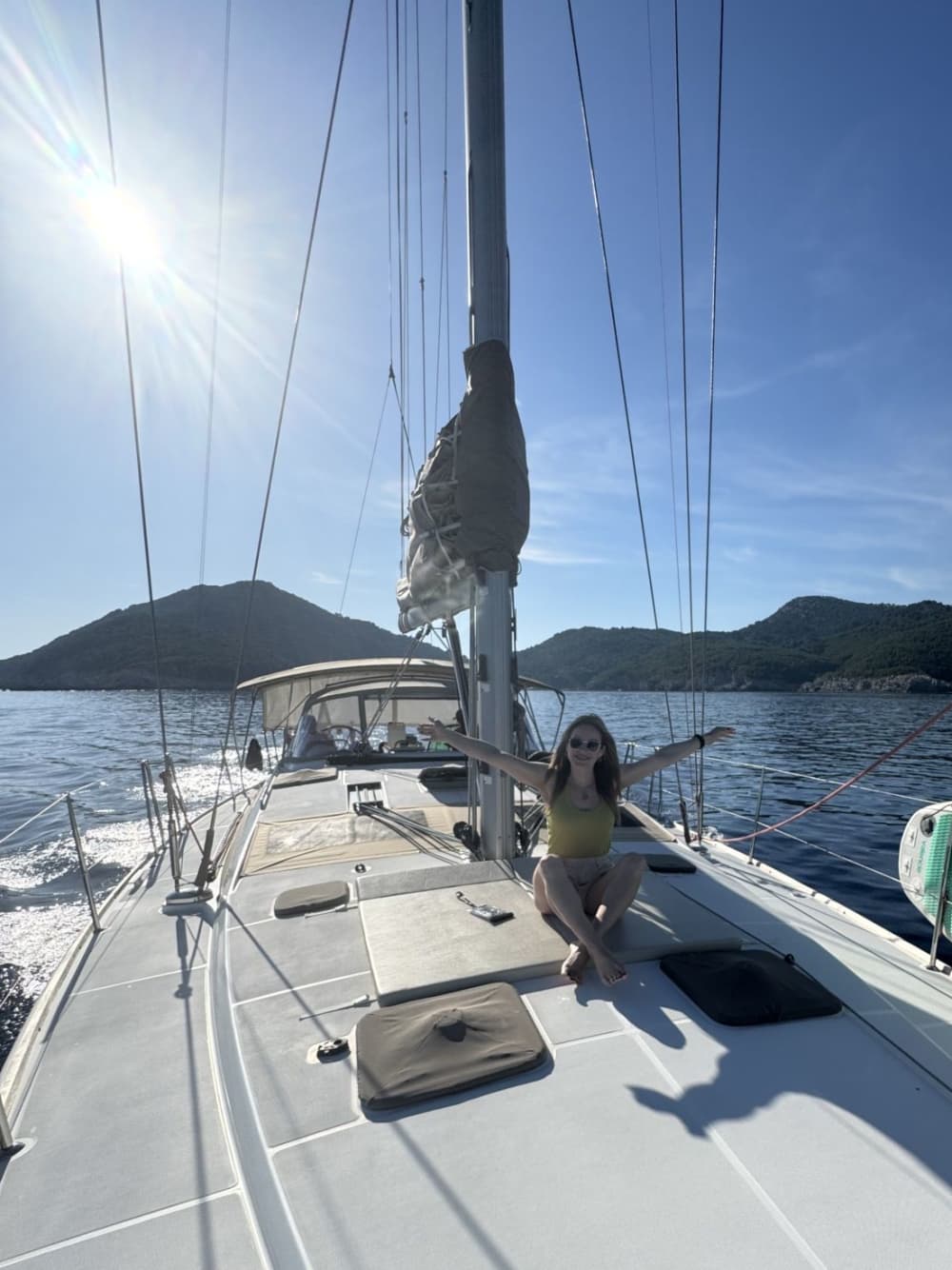 Ιδιωτική κρουαζιέρα μισής ημέρας στο Γαλάζιο Σπήλαιο και το Κολόσεπ