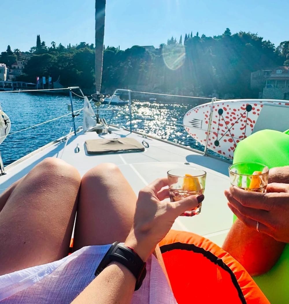 Ιδιωτική κρουαζιέρα μισής ημέρας στο Γαλάζιο Σπήλαιο και το Κολόσεπ