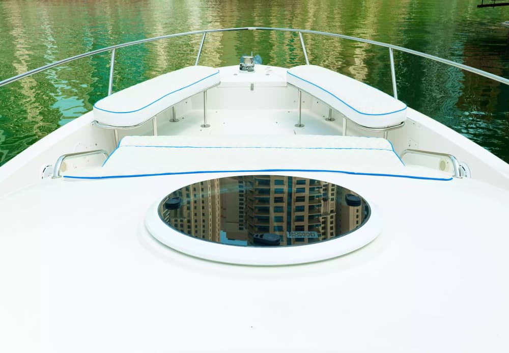 Crucero de lujo de 2 horas: una escapada con estilo a bordo de un yate de 36 pies