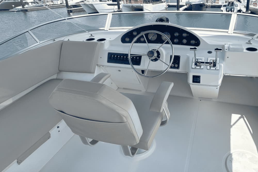 2-Hour Luxury Cruise — Discover Dubai from a 40ft Private Yacht