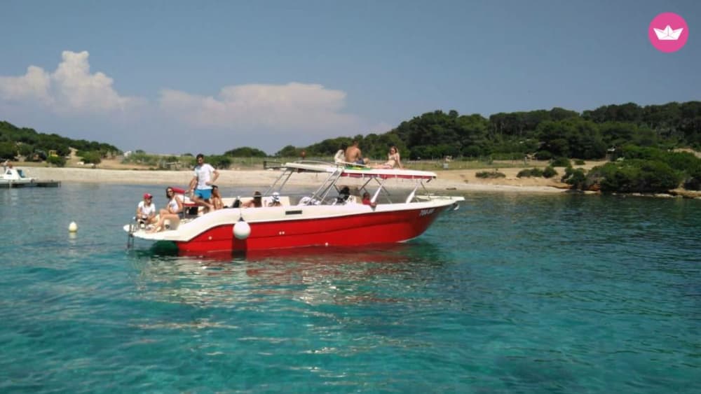 Χβαρ: Ιδιωτική εκδρομή με ταχύπλοο στο Γαλάζιο Σπήλαιο και το Βις