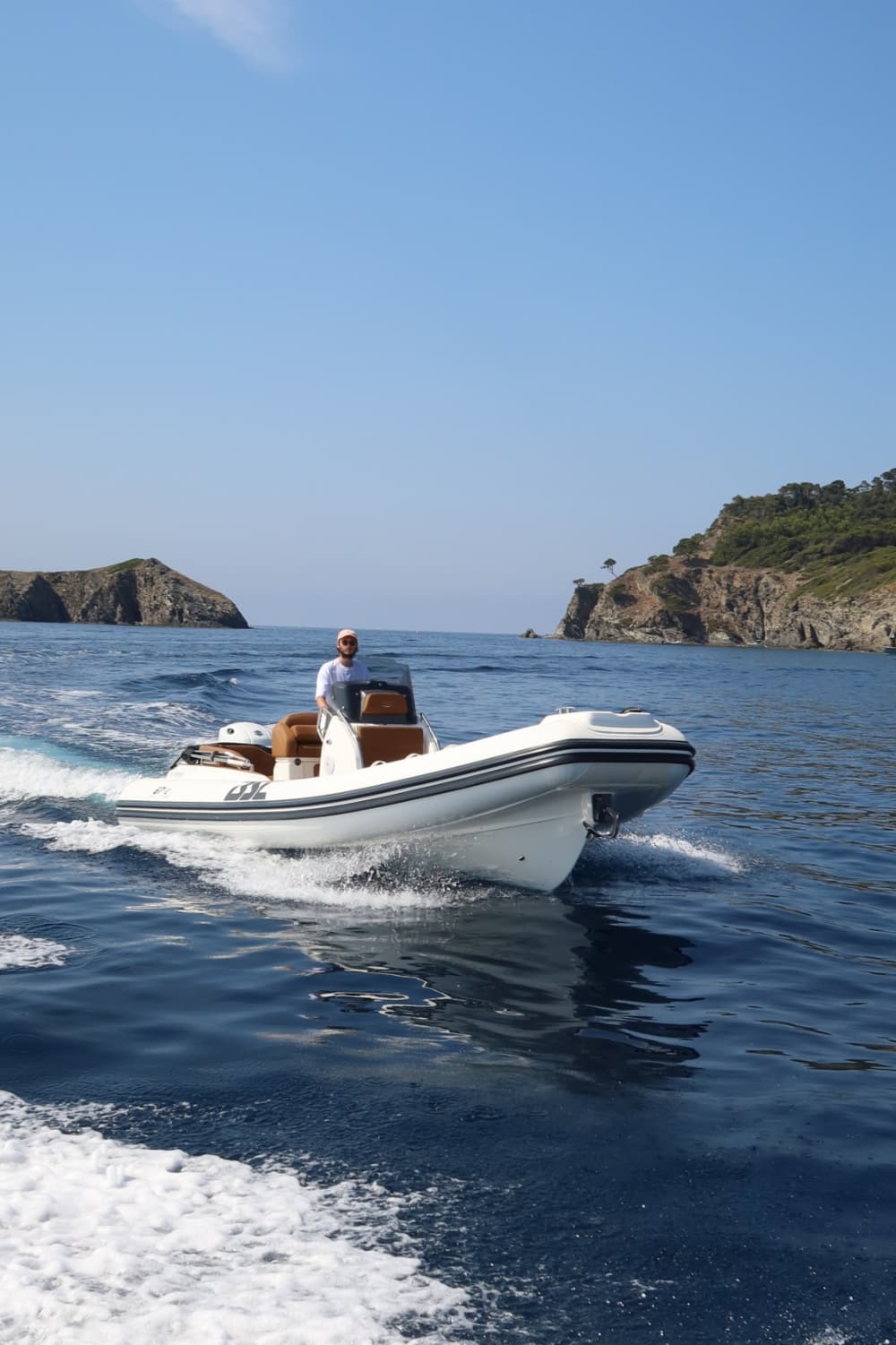 Unvergessliche Erinnerungen auf See: Verbringen Sie 9 Stunden damit, Hyères zu erkunden.