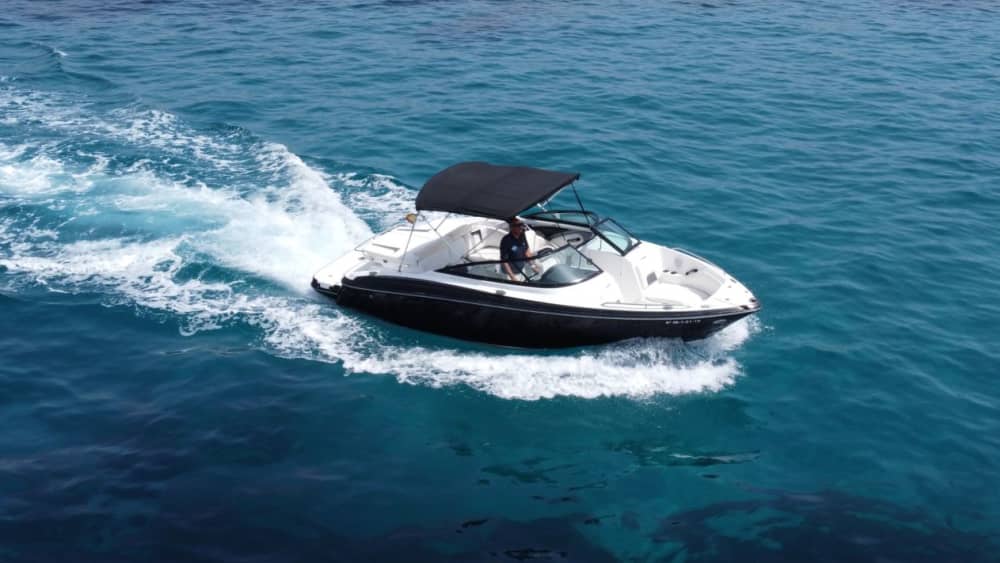 Piluca Mystische Gewässer und Megayachten: Der verborgene Süden Ibizas