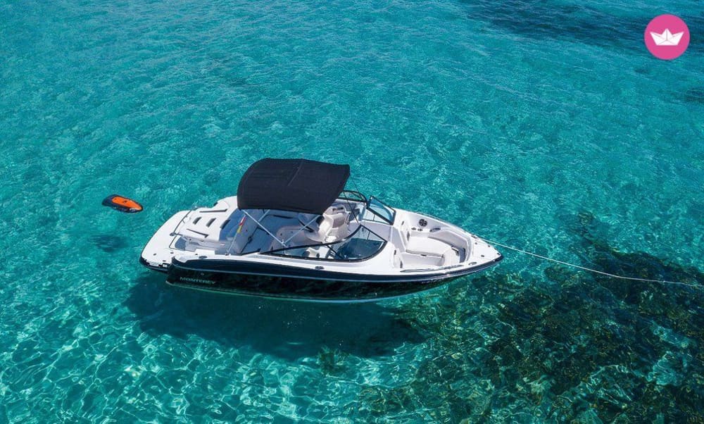 Piluca Mystische Gewässer und Megayachten: Der verborgene Süden Ibizas