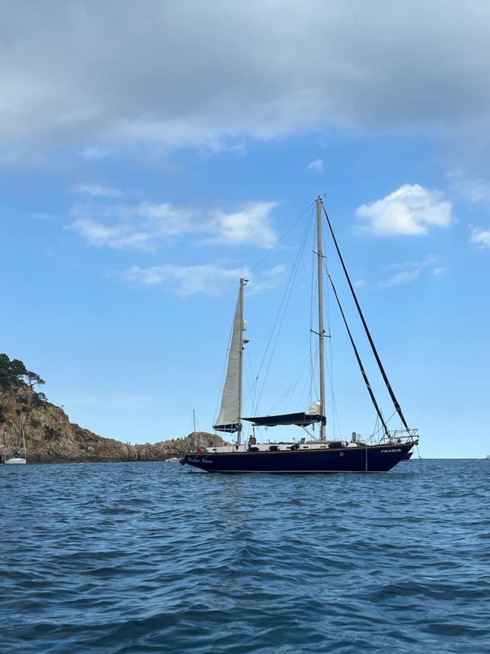 2 Stunden mit dem Segelboot – Mittelmeerurlaub Barcelona