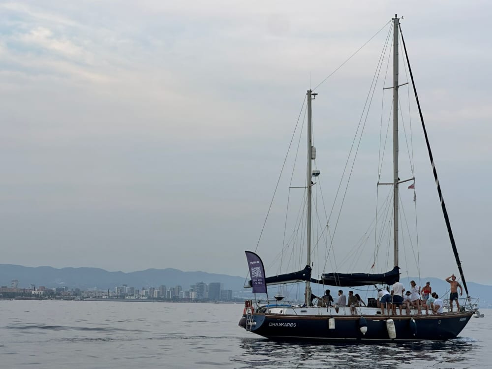 2 Stunden mit dem Segelboot – Mittelmeerurlaub Barcelona