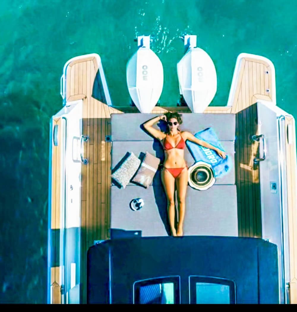 Explora la costa sur de Ibiza: día completo con snorkel