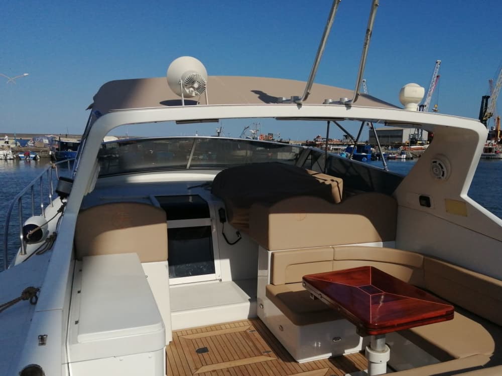 Treasures of the South: Sailing from Syracuse to the Iblean Coast