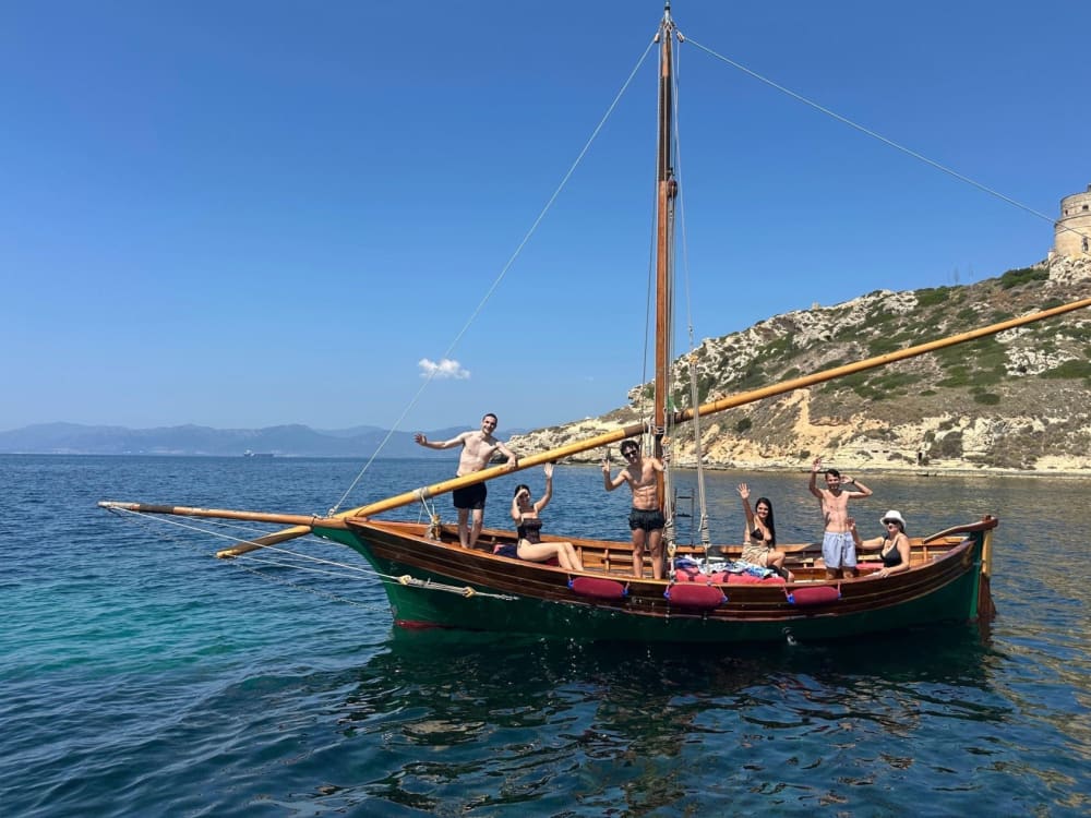 Sella del Diavolo Gold 5 Ore: Tagliere di Sapori e Mare Cristallino