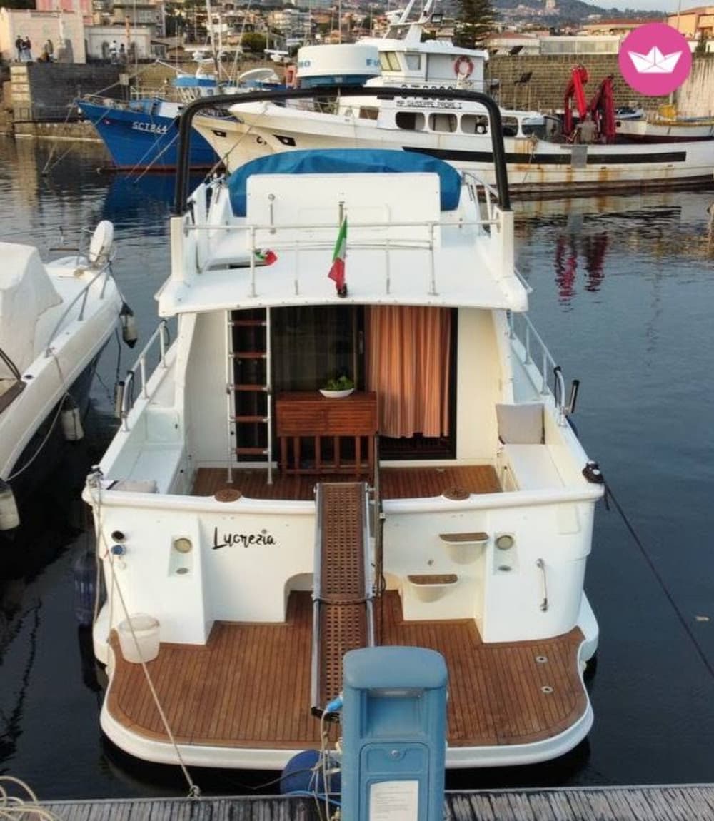 Complete Riviera dei Ciclopi: A Day Tour of Myth and Crystal-Clear Waters