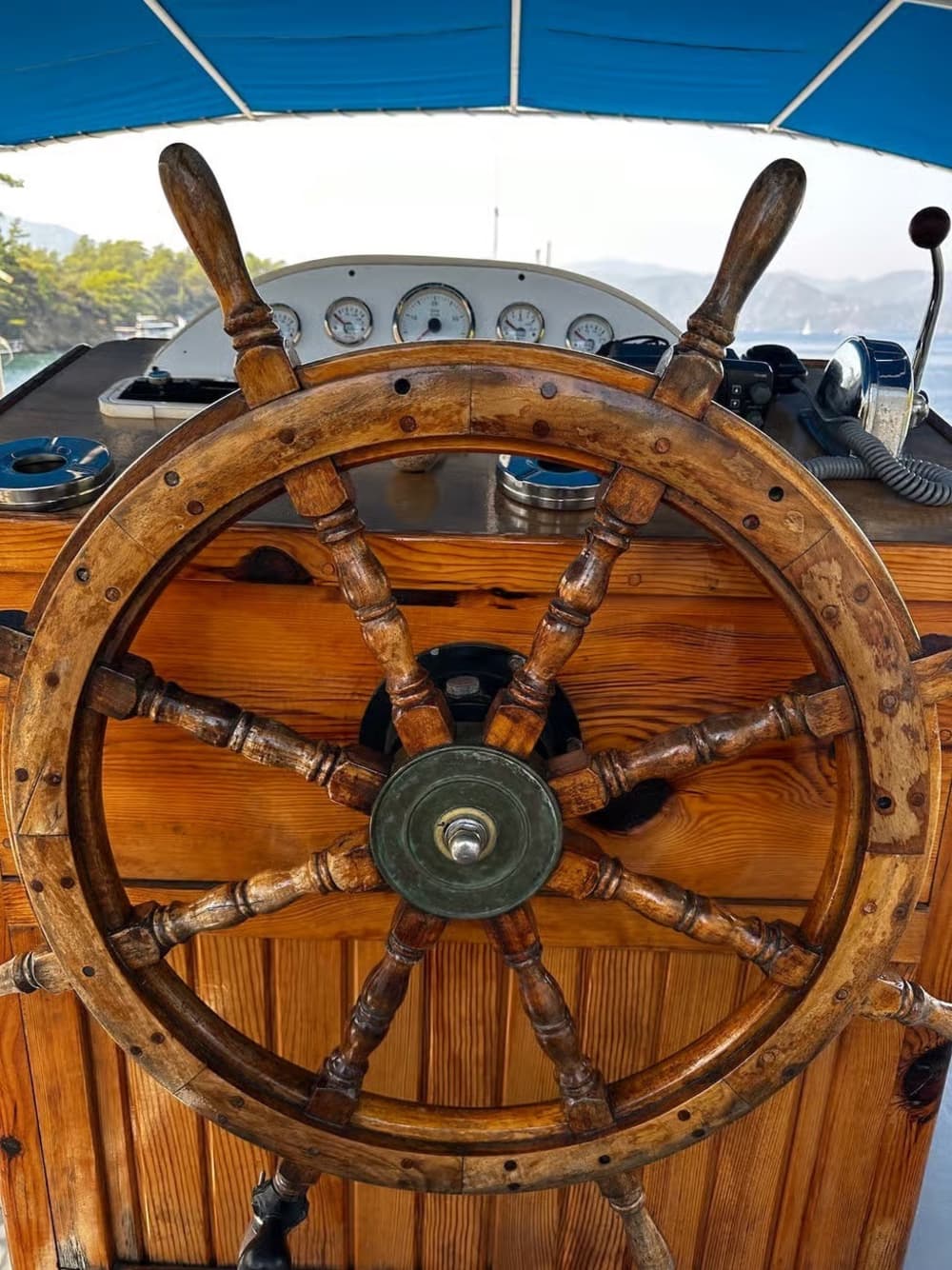 Sofisticación en alta mar: Descubra Göcek en un goleta de lujo.