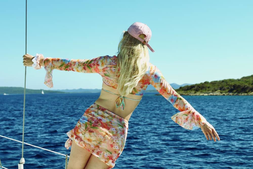 Explore by Sea – 8-Hour Tour