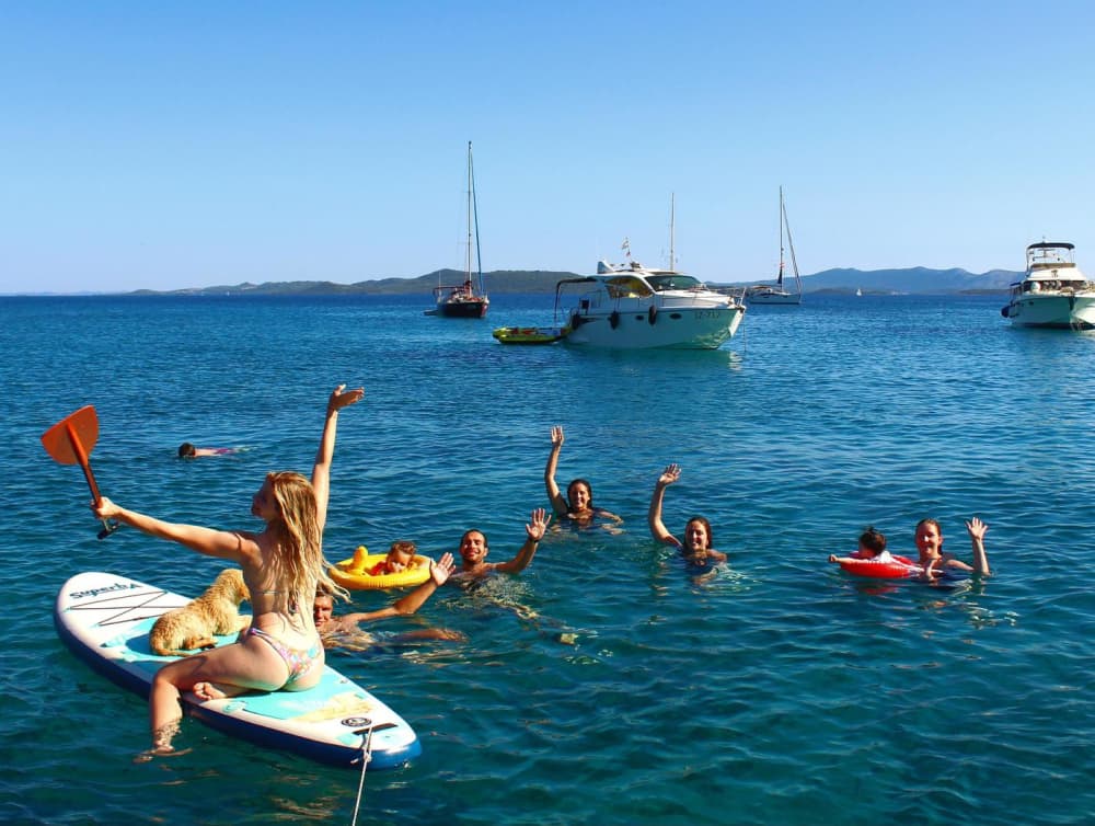 Explore by Sea – 8-Hour Tour