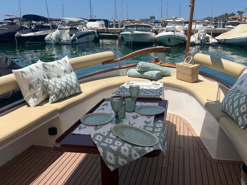 Full-Day Cruise in Mallorca – Private Charter from Puerto Portals