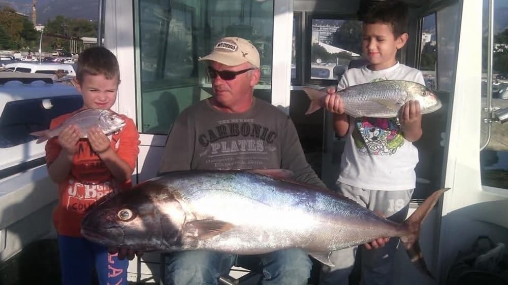 Fuga di pesca di mezza giornata dal Luka Bar