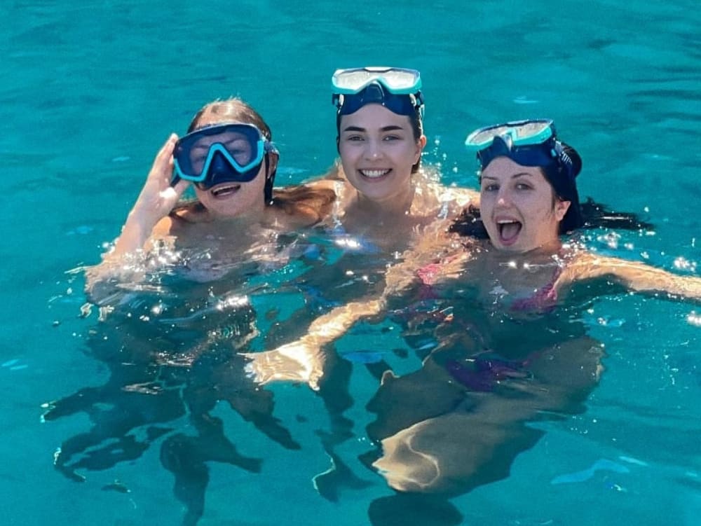 Prywatna luksusowa łódź Colnago 38 z opcją all-inclusive do 3 wysp z błękitnymi jaskiniami, ukrytymi zatokami i słynnym Złotym Rogiem