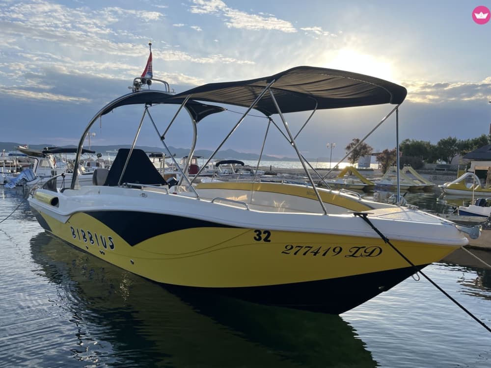 Żegluj po Kornatach: Koronie Wysp Chorwacji