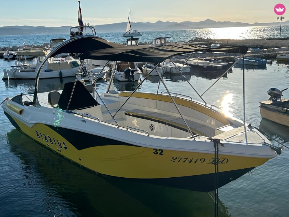 Żegluj po Kornatach: Koronie Wysp Chorwacji