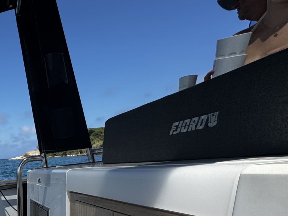 A full day of magic in Port Grimaud on a motorboat