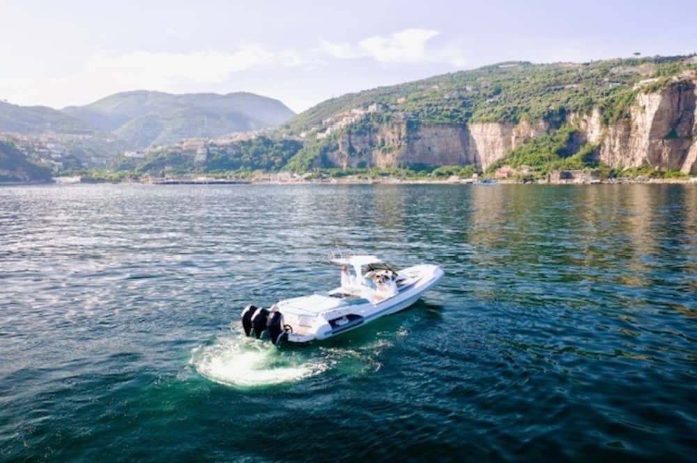 Capri Boat Experience – Relax and Enjoy Crystal-Clear Sea