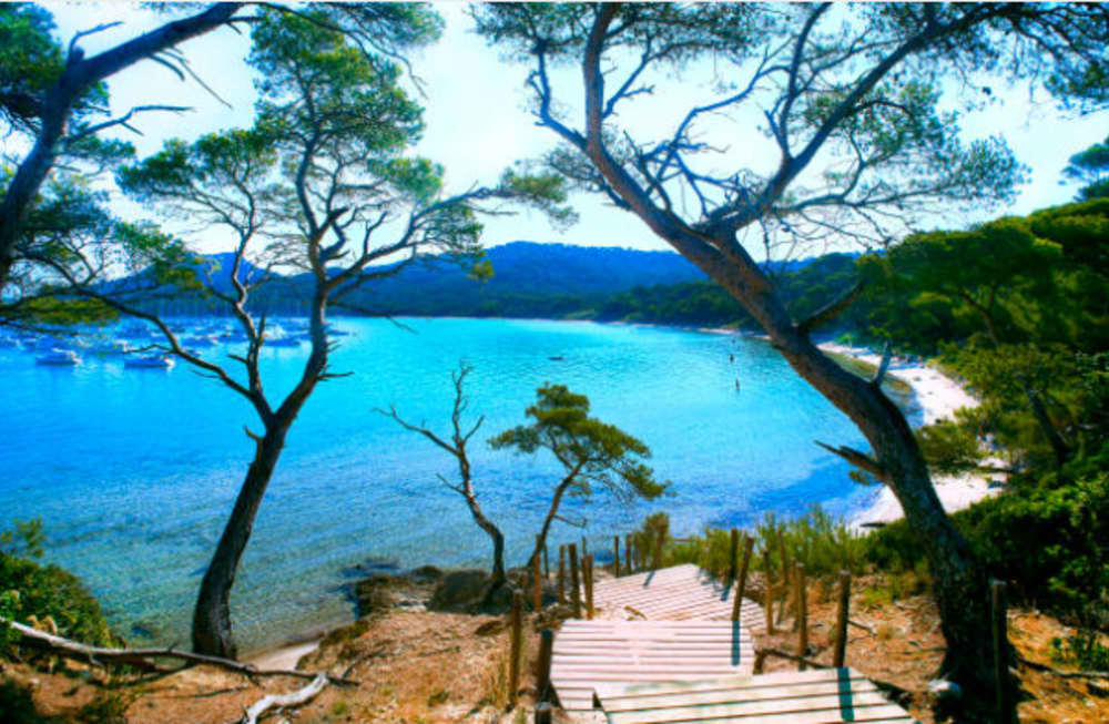 Giornata nautica a Hyères: tra esplorazione e relax