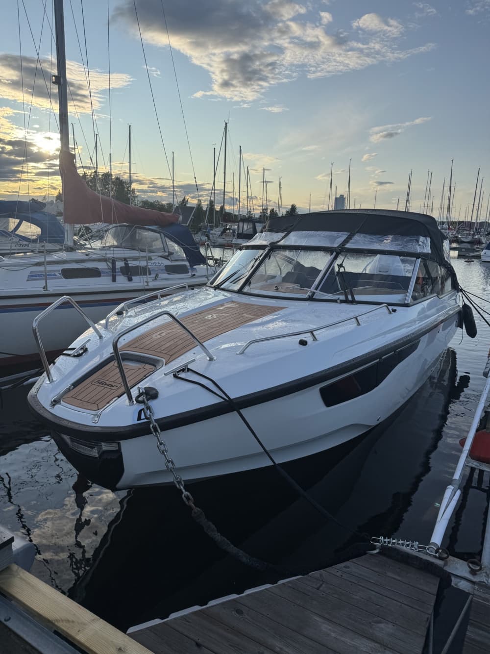 4 horas para explorar Estocolmo em uma lancha.