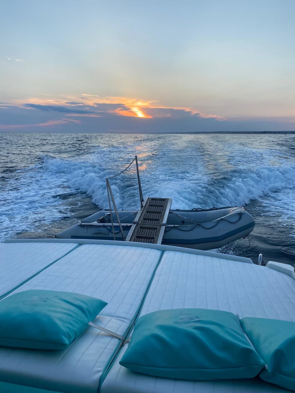 A Private Boat Experience Between Relaxation and the Salento Sea