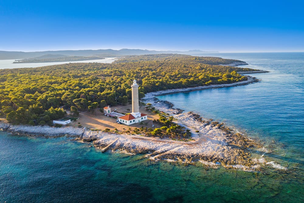 Passeio personalizado Dugi Otok – Lancha rápida de 9h com almoço