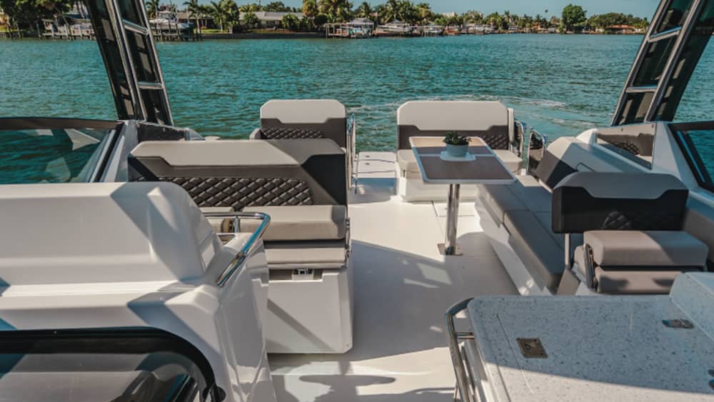 In the Heart of Cap Taillat and Pampelonne: Nature and Prestige