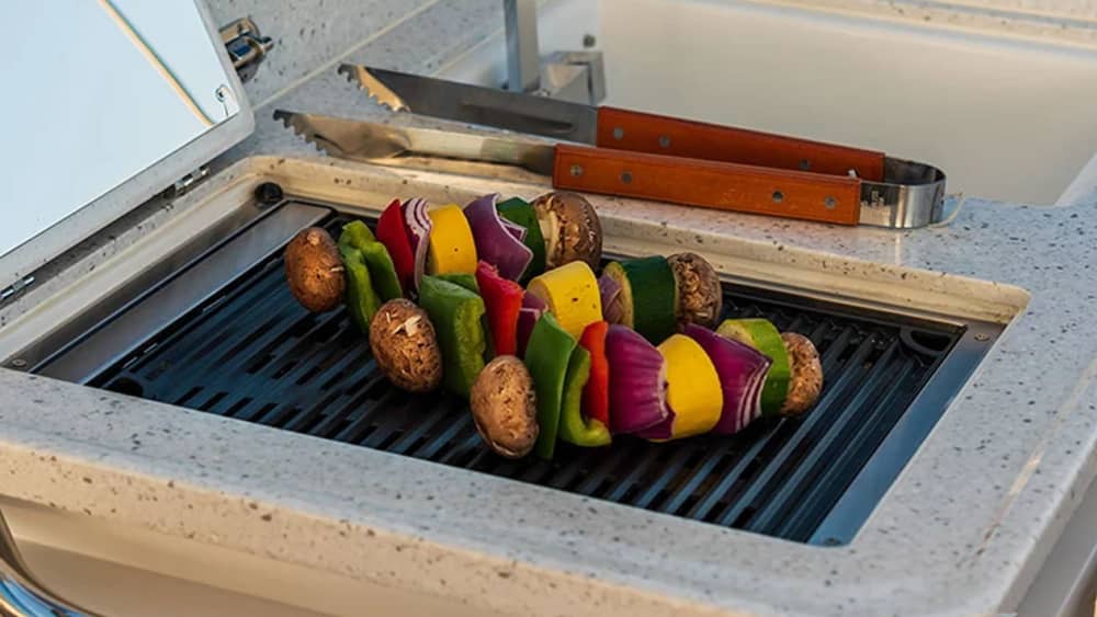 In the Heart of Cap Taillat and Pampelonne: Nature and Prestige