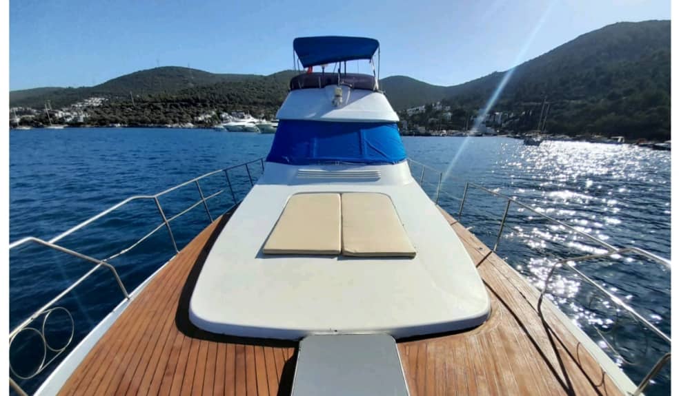 Location de yachts de luxe à Bodrum : soleil, mer et délices gastronomiques