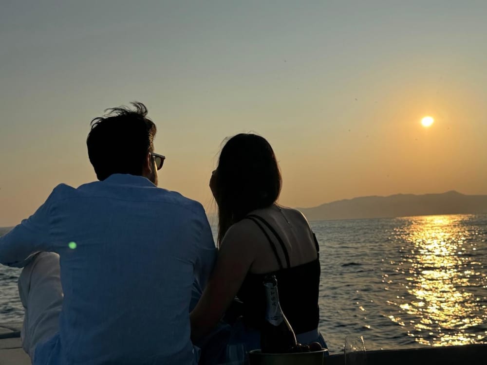Crociera privata di 4 ore al tramonto sull'isola di Thodorou